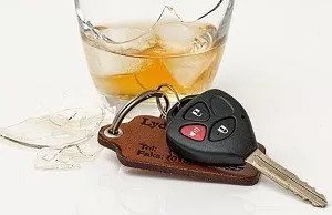 alcoholic drink next to car keys