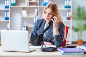 injured calling lawyer