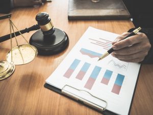Can I Change Lawyers in the Middle of a Claim?