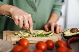 preparing food to prevent choking