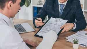 How Personal Injury Settlements Are Paid Out in Tampa