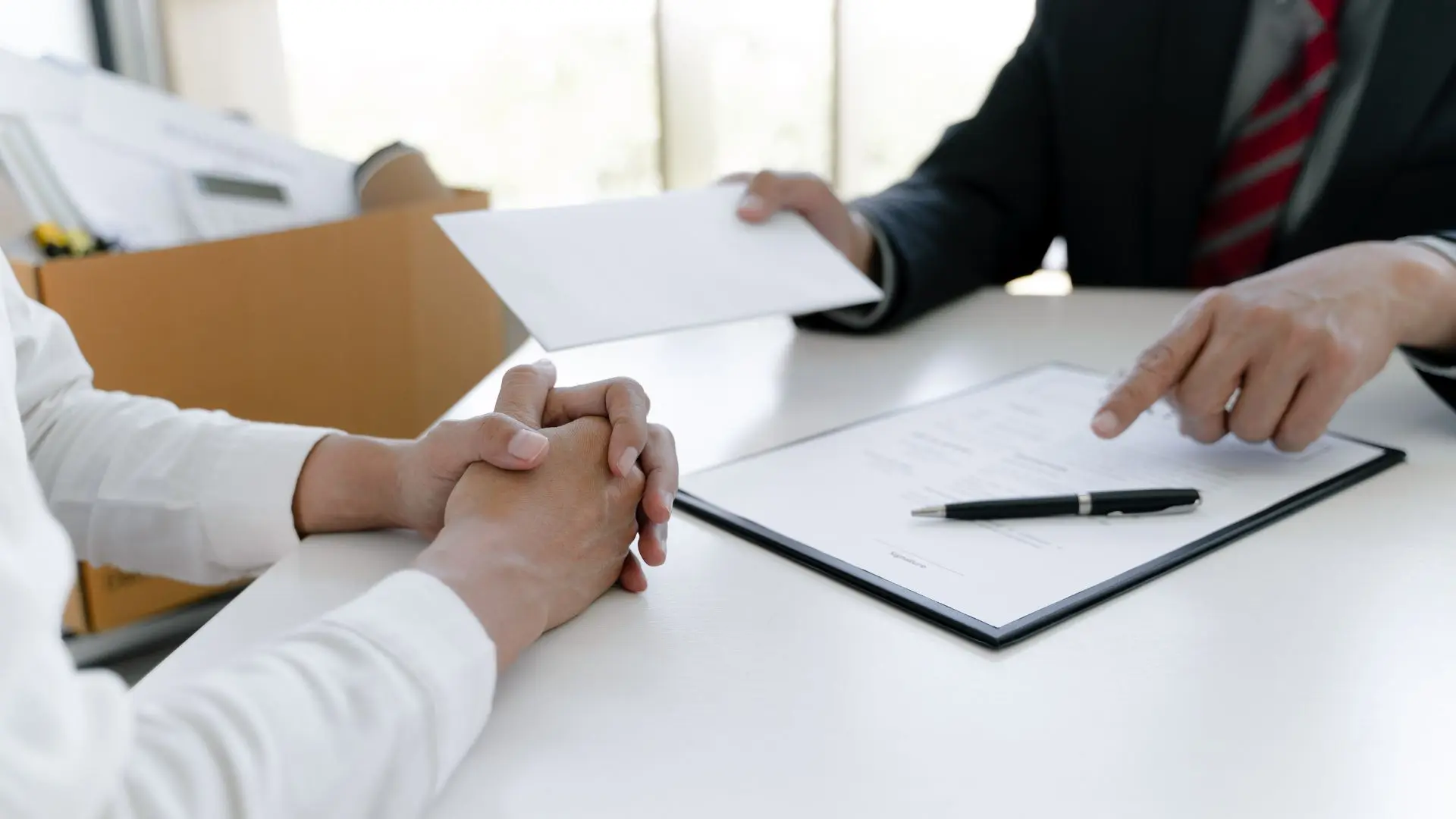 Personal Injury Claim vs Lawsuit: What’s the Difference? Image