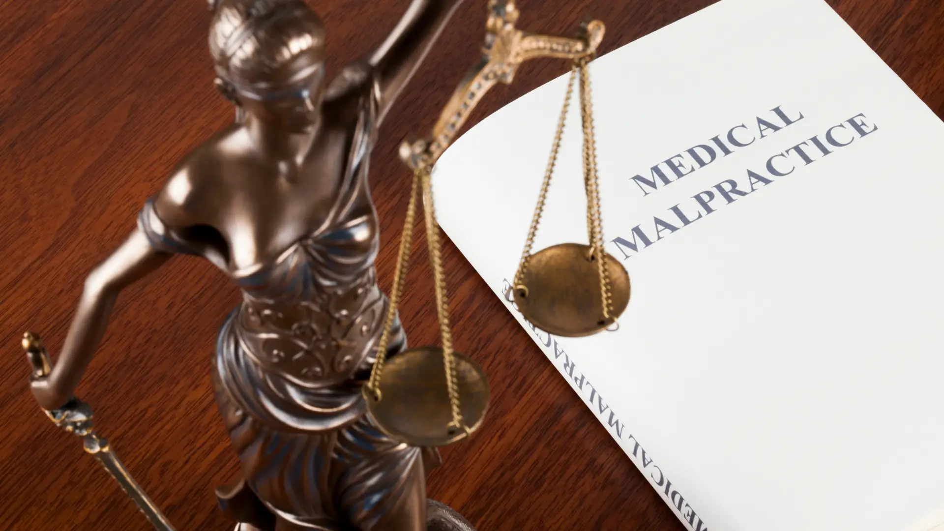 Medical Negligence vs Malpractice: What’s the Difference? Image